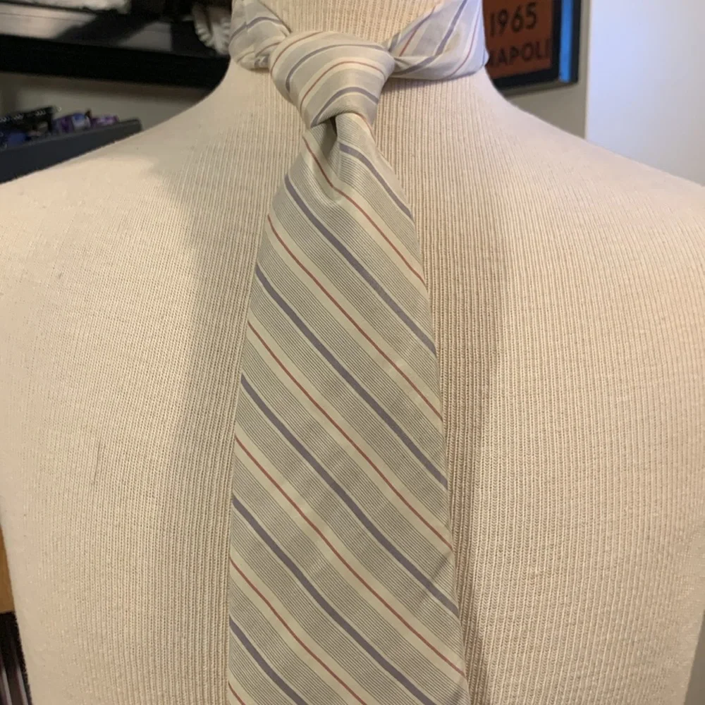 80’s YSL YVES ST LAURENT 100% SILK STRIPED DIAGONAL NECKTIE - Picture 3 of 11